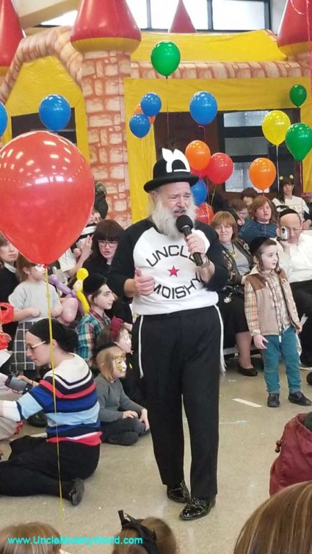 Moishy Tanenbaum, the original Uncle Moishy singing his popular Jewish children's music at Tafkid.