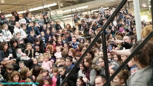 Jewish children pack the Gourmet Glatt in Lakewood to hear their favorite Jewish entertainer, the original Uncle Moishy.